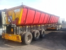 Intact side tipper trailers.